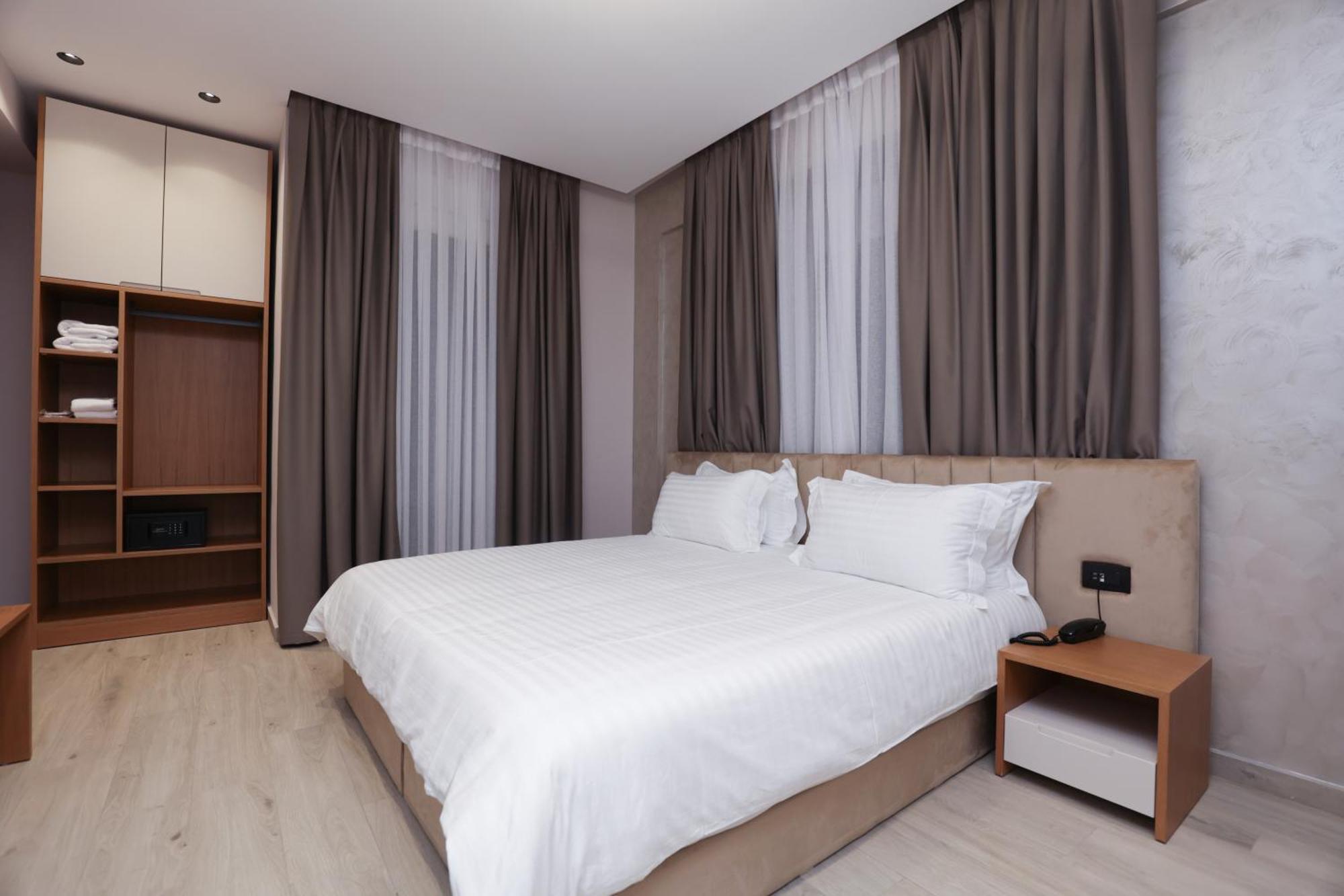 Residence Inn Tirana Exterior photo